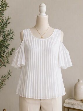 Slim Factor by Investments White Cold-Shoulder Pleated Top Size Medium